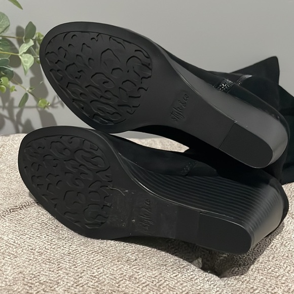 Style & Co Tall Boots - Picture 4 of 5